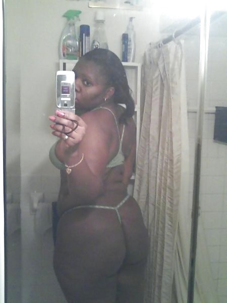 BLACK AMATEUR GIRLS - SELF PICS II #6173275