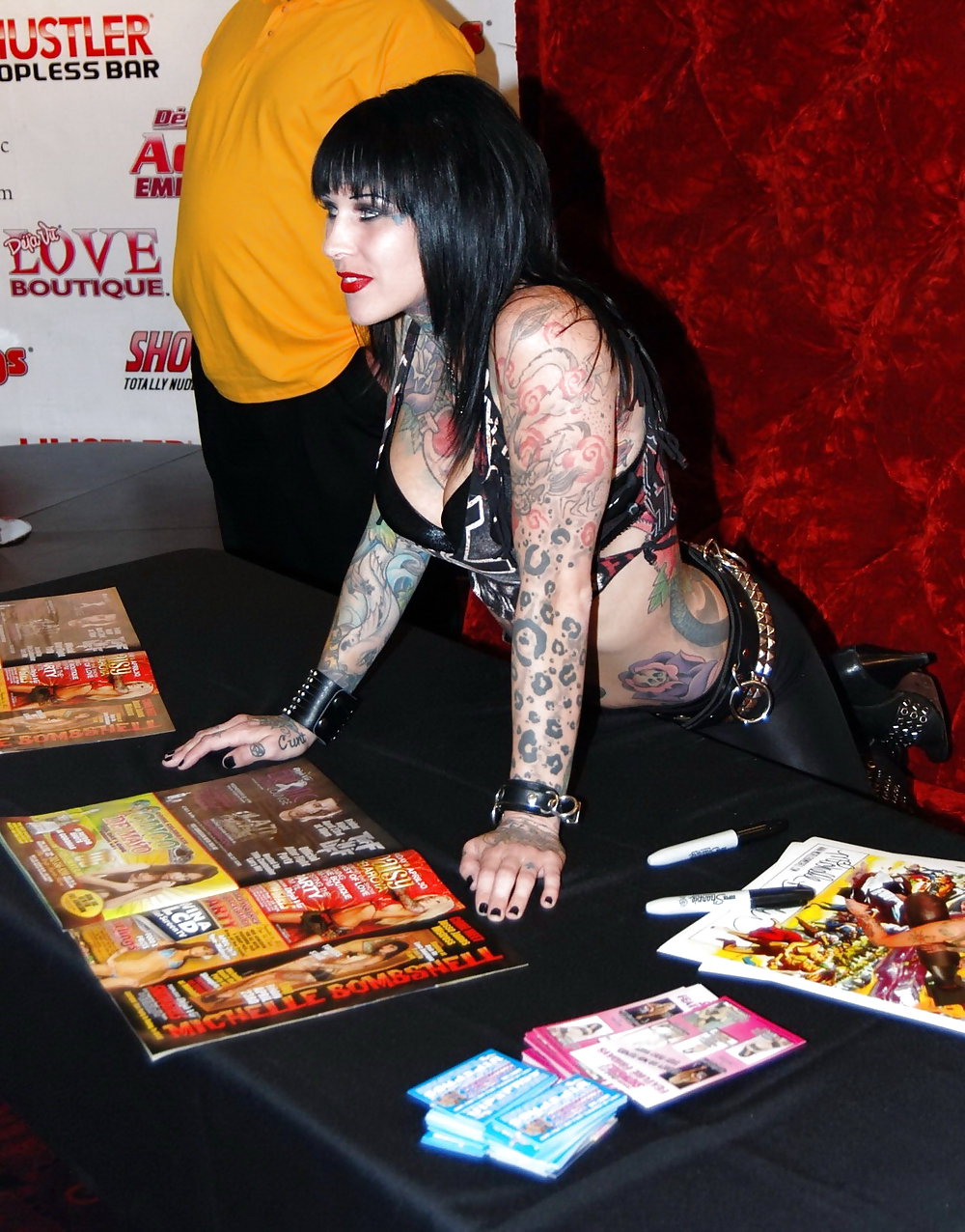 Michelle Bombshell McGee - Mistress Shows Tattoos - PunXXX #11111180