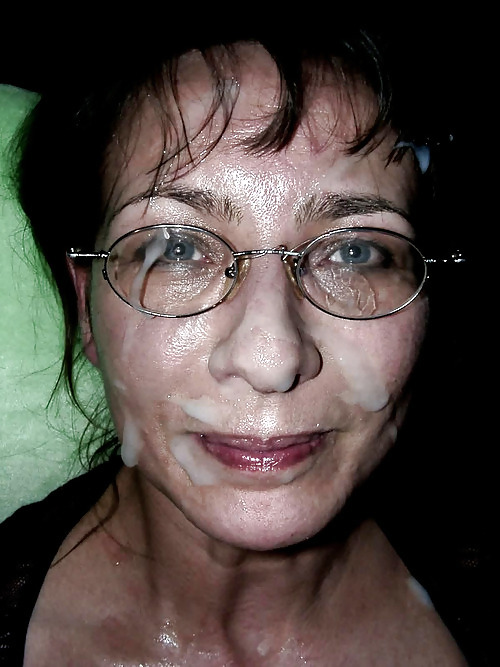 Cum on face and glasses. Jizz happy girls. #18871141