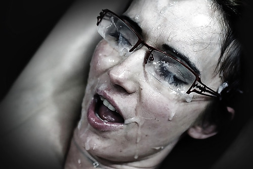 Cum on face and glasses. Jizz happy girls. #18871207