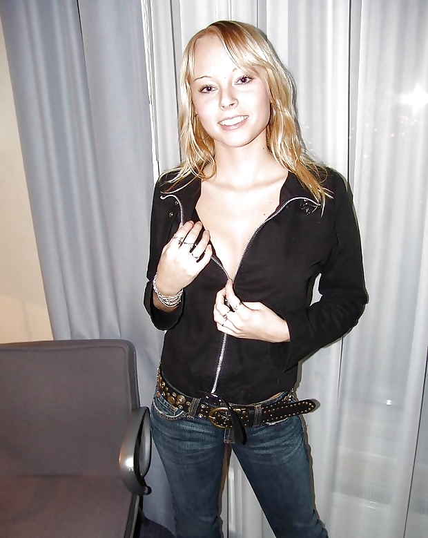 Cute blonde in jeans get fucked in a motel #10378022