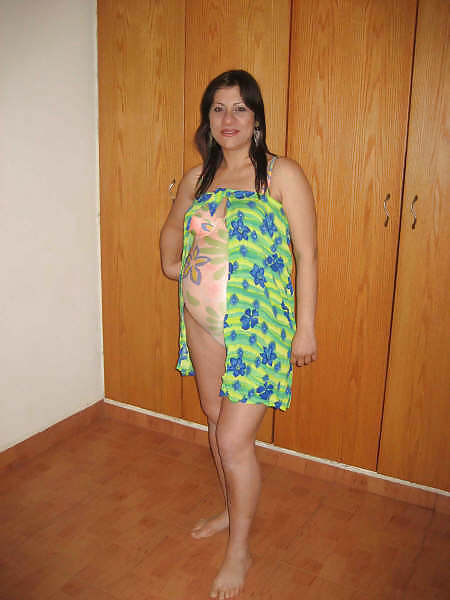 Femme Exposée - Raina Est Preggers! #18365339