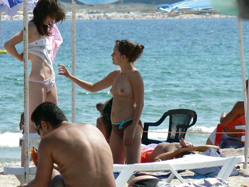 Bulgarisch Strand Mädchen Aus Schwarzen Meer #7346855