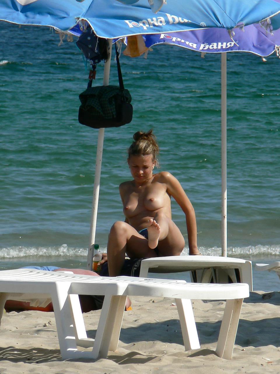 Bulgarisch Strand Mädchen Aus Schwarzen Meer #7347059