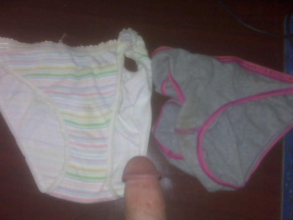 Esposas bragas 2
 #4045072