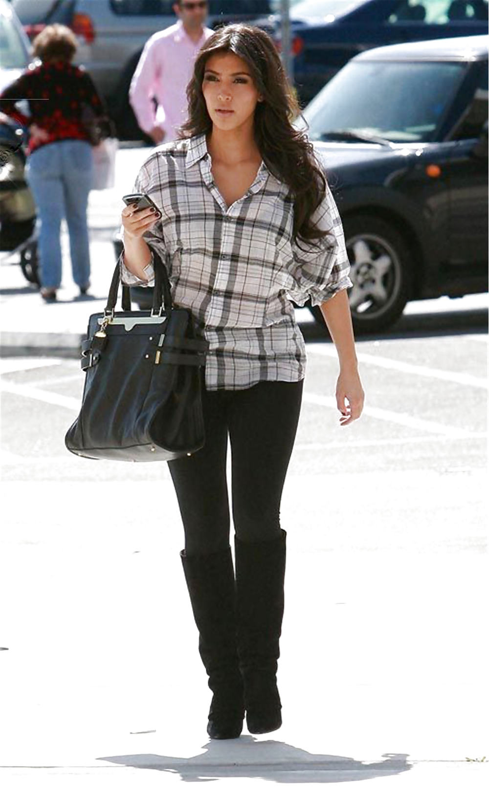 kim kardashian calabasas candids
 #3965359