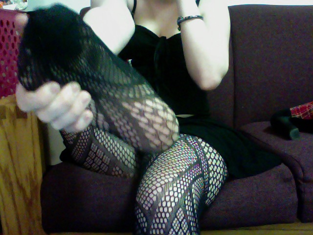 My tired feet! Fishnets and heels #3381832