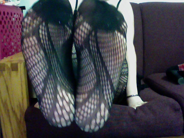 My tired feet! Fishnets and heels #3381873