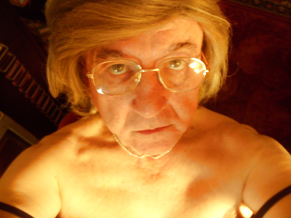 Me, mucking about with a generous camera #19610632