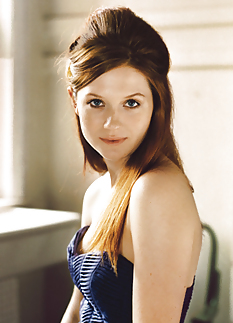 Bonnie wright
 #13117515