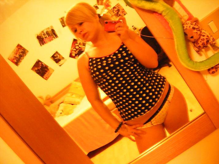 画像を見る
 #11371134