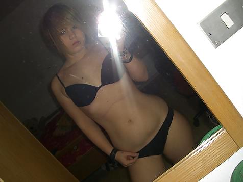 画像を見る
 #11371140