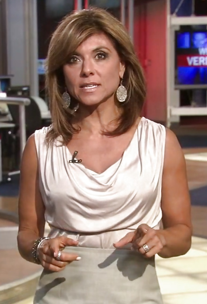 Maria stephanos y heather unruh boston news anchors
 #22703662