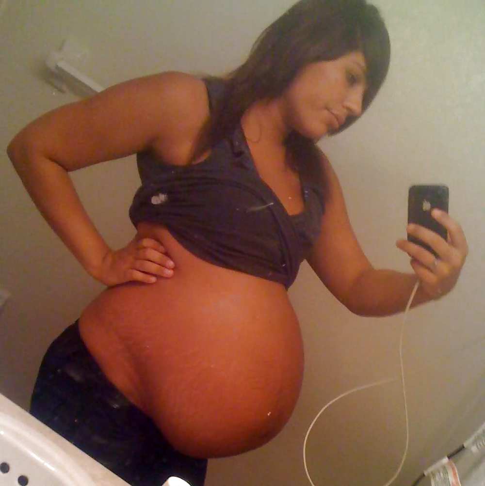 Pregnant Preggo Preggers #18284053