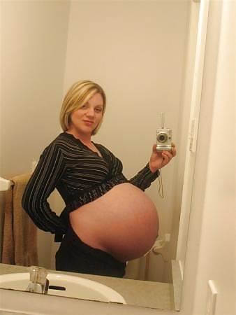 Pregnant Preggo Preggers #18284158