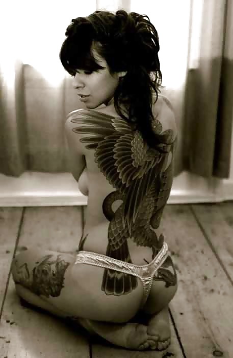 Bellezas tatuadas
 #20088665