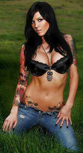 Bellezas tatuadas
 #20088711