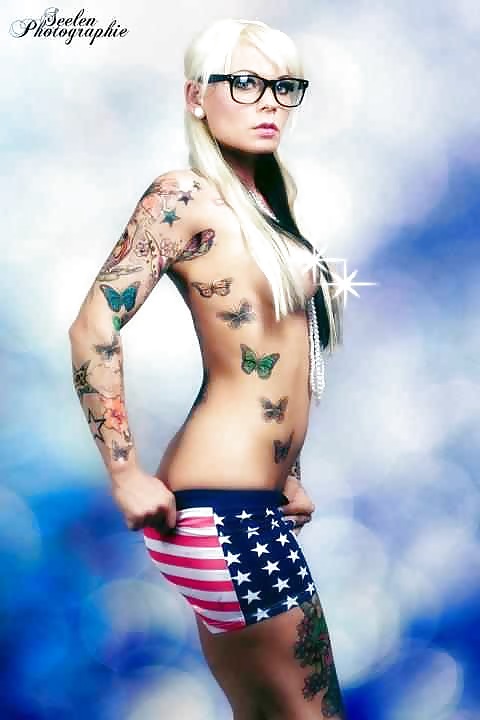 Bellezas tatuadas
 #20088801