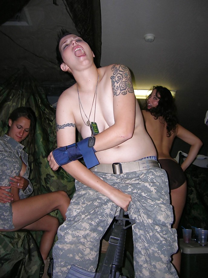 Army Wives Sexy - Army wives exposed being sluts while working Porn Pictures, XXX Photos, Sex  Images #322400 - PICTOA