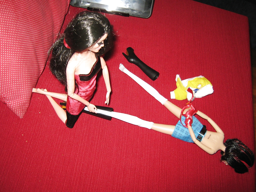 Doll Sappho - The Seduction of Snow (part 1) #22667966