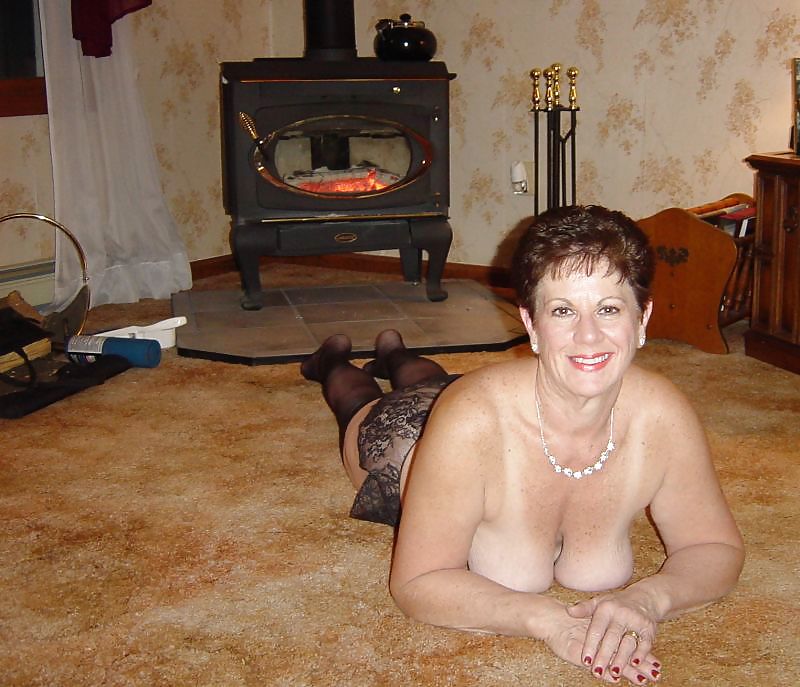 Busty GILF  #16866056