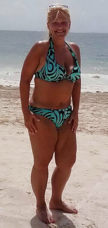 Swimsuit bikini bra bbw mature dressed teen big tits - 68 #15188064