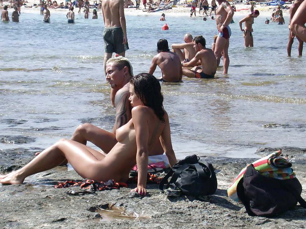 Me encantan las playas nudistas
 #4278890