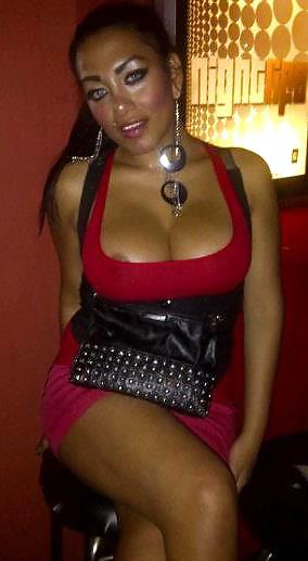 リア・アヤラ
 #14377440