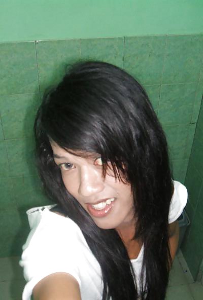 Surakarta ladyboy
 #21345982