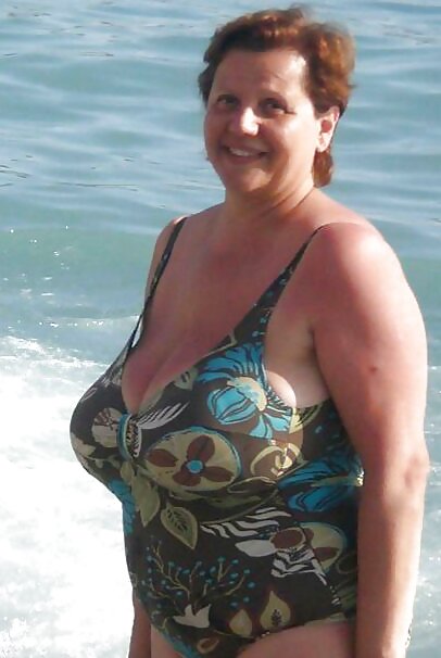 Swimsuits bikinis bras bbw mature dressed teen big huge 18 #11158910