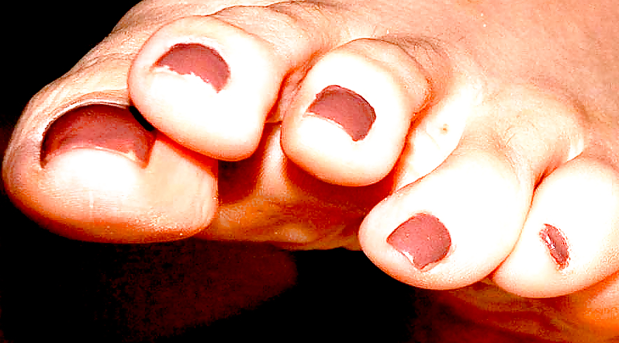 Beautiful female feet and toes #2526380