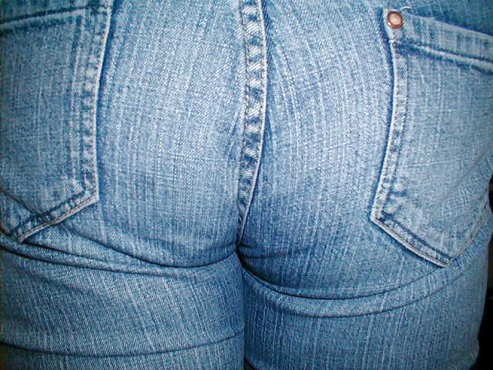 The wife's hot ass in sexy jeans #12956544