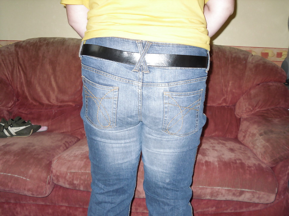 The wife's hot ass in sexy jeans #12957095