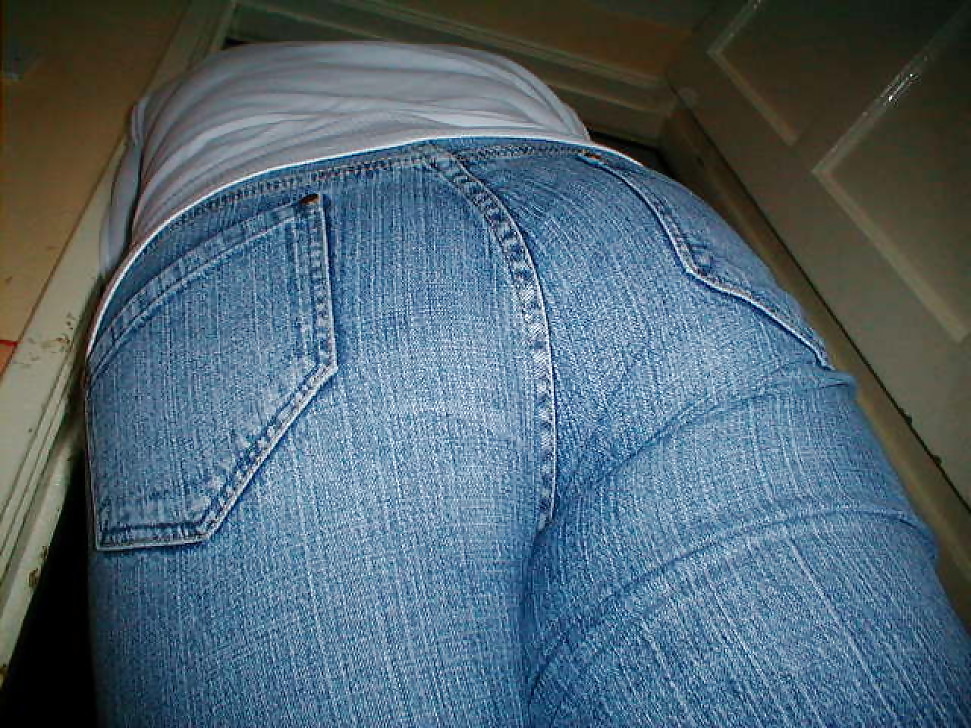 The wife's hot ass in sexy jeans #12957114