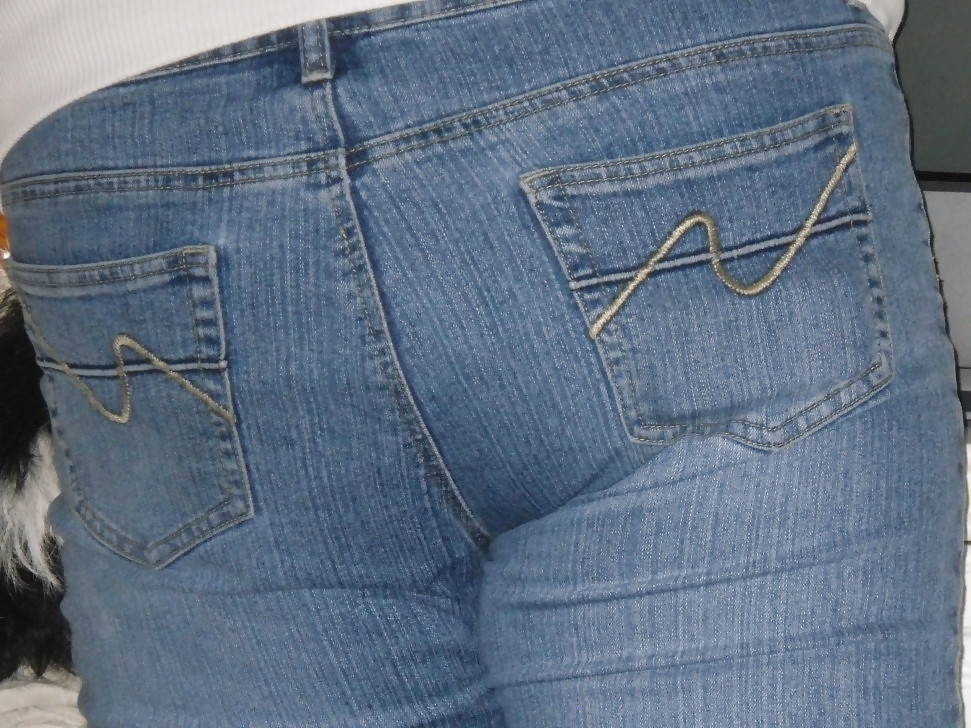 Die Geilen Arsch Frau In Sexy Jeans #12957304