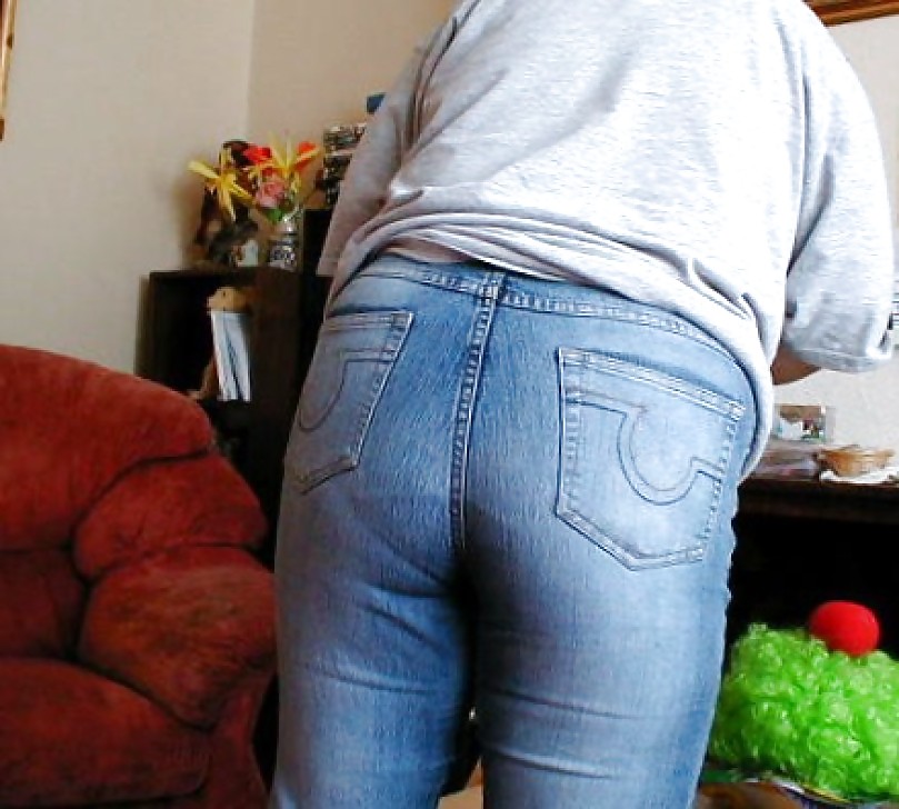 The wife's hot ass in sexy jeans #12957822