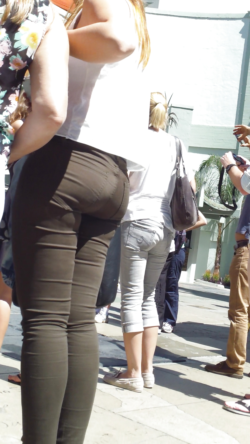 Spanish teen bubble butt & ass in pants #21202591