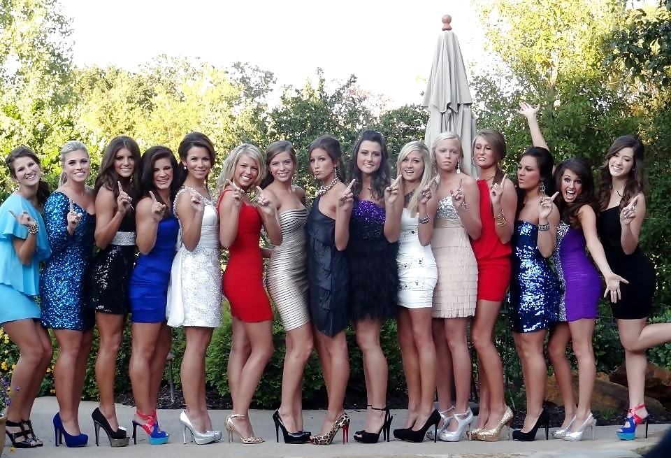 Tan malditamente caliente 4 - que uno se cogería
 #18695221