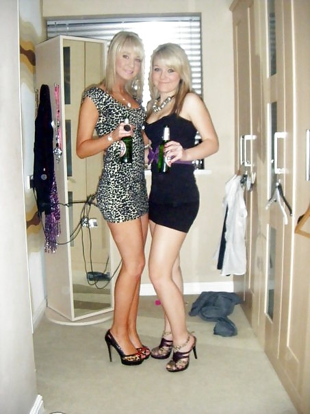 Tan malditamente caliente 4 - que uno se cogería
 #18695308