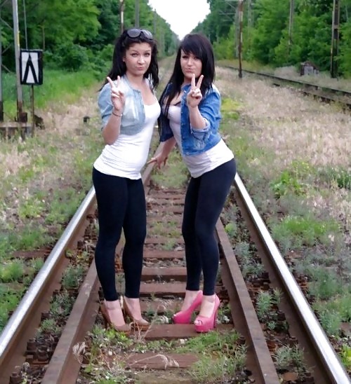 Tan malditamente caliente 4 - que uno se cogería
 #18695313