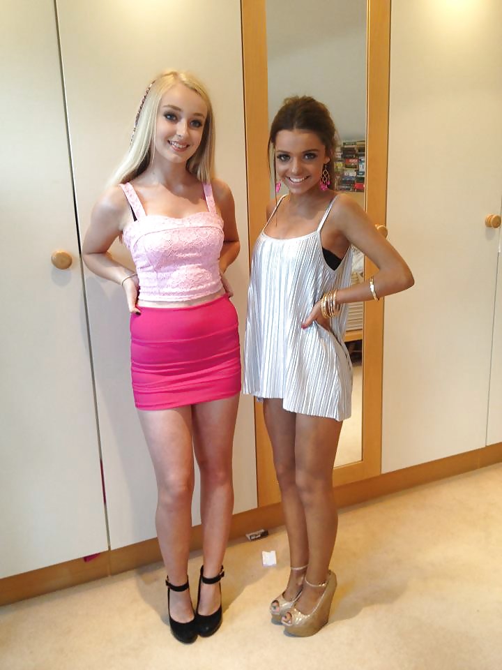 Tan malditamente caliente 4 - que uno se cogería
 #18695400