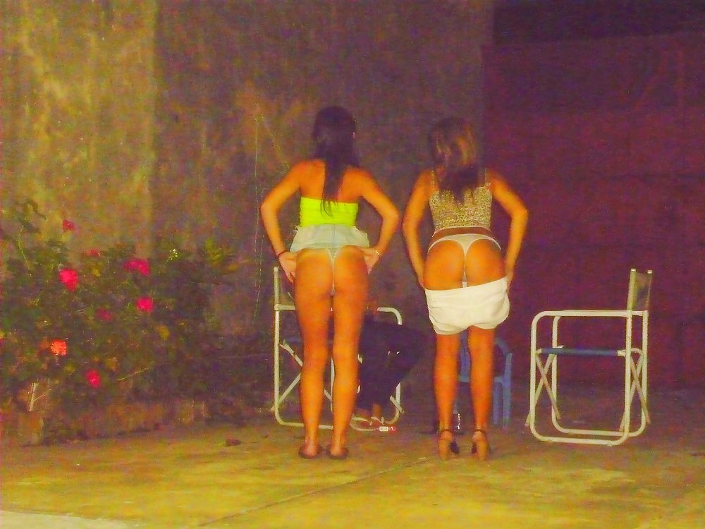 Bra babes 119
 #18745526