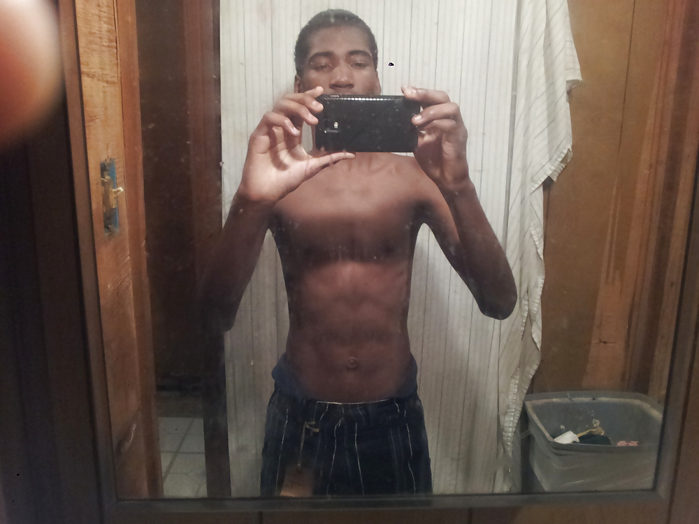 Who want kiss and kiss my body #7897738