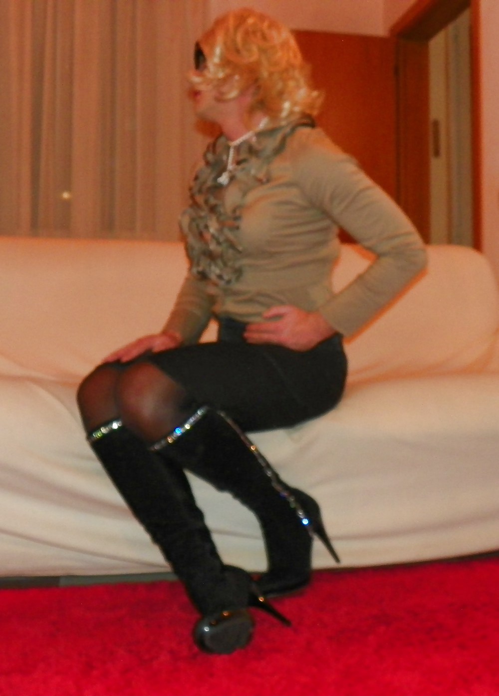 Emma 17
 #10239460