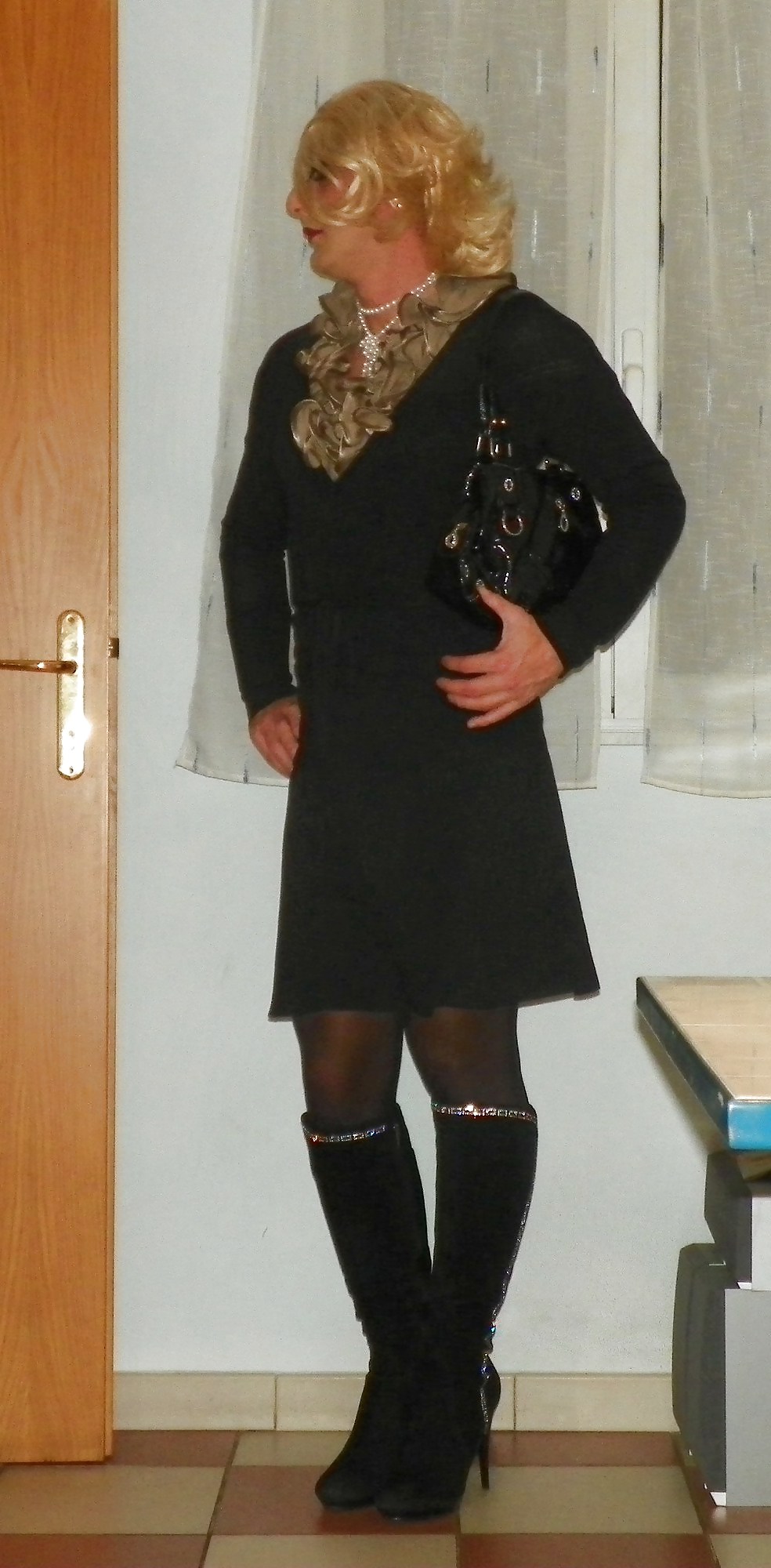 Emma 17
 #10239624