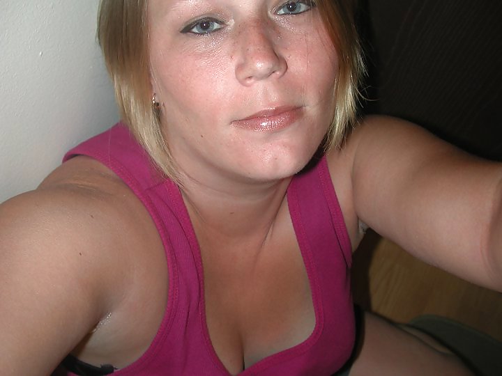 Tweetygirl
 #13068050