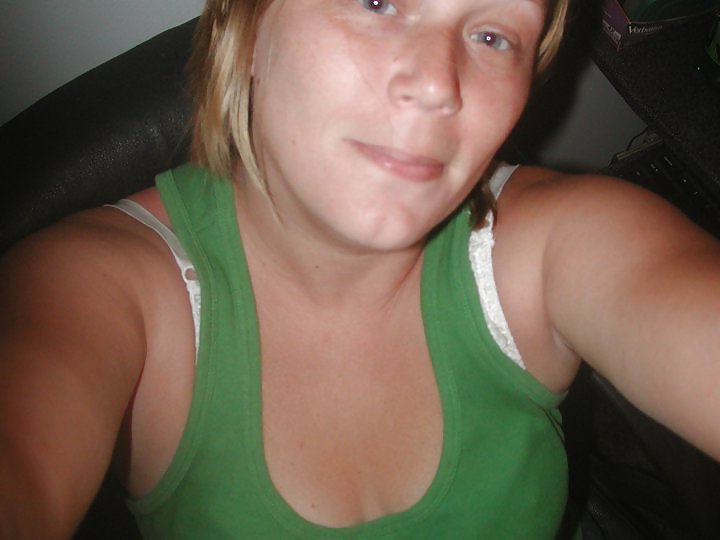 Tweetygirl
 #13068063