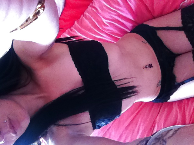 Tonight's outfit  #20122606