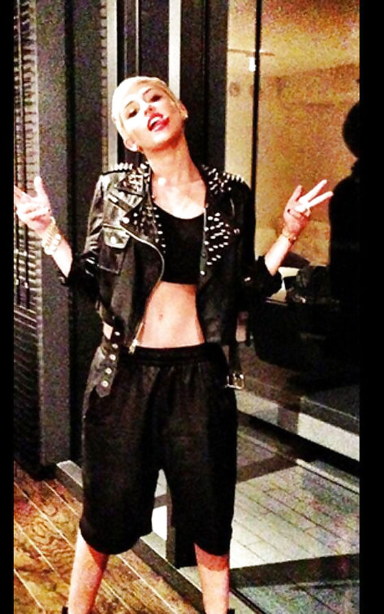 Miley Cyrus Mega Collection 6 #17311327