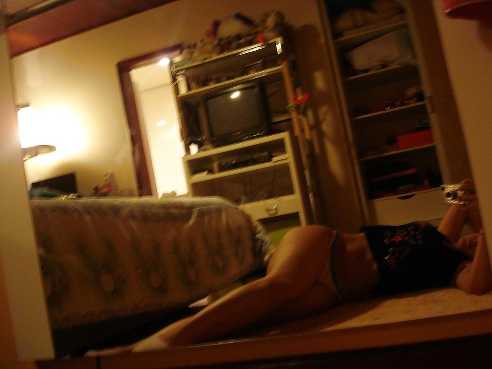 Exotic cute posing at home OMG she is hot #4254649